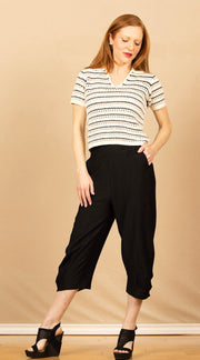 Solid Capri Pant Black