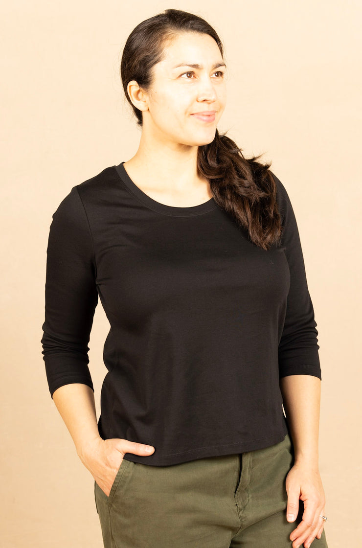 3/4 Sleeve Scoop Neck Knit Tee Black