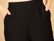 Solid Capri Pant Black