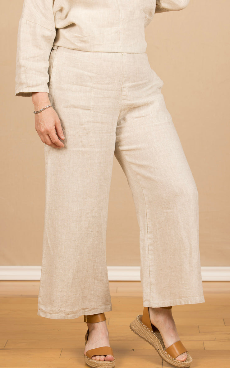 Flat Front Crop Natural