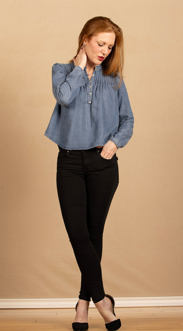 Long Sleeve Pintuck Pullover Skyline Spray Wash