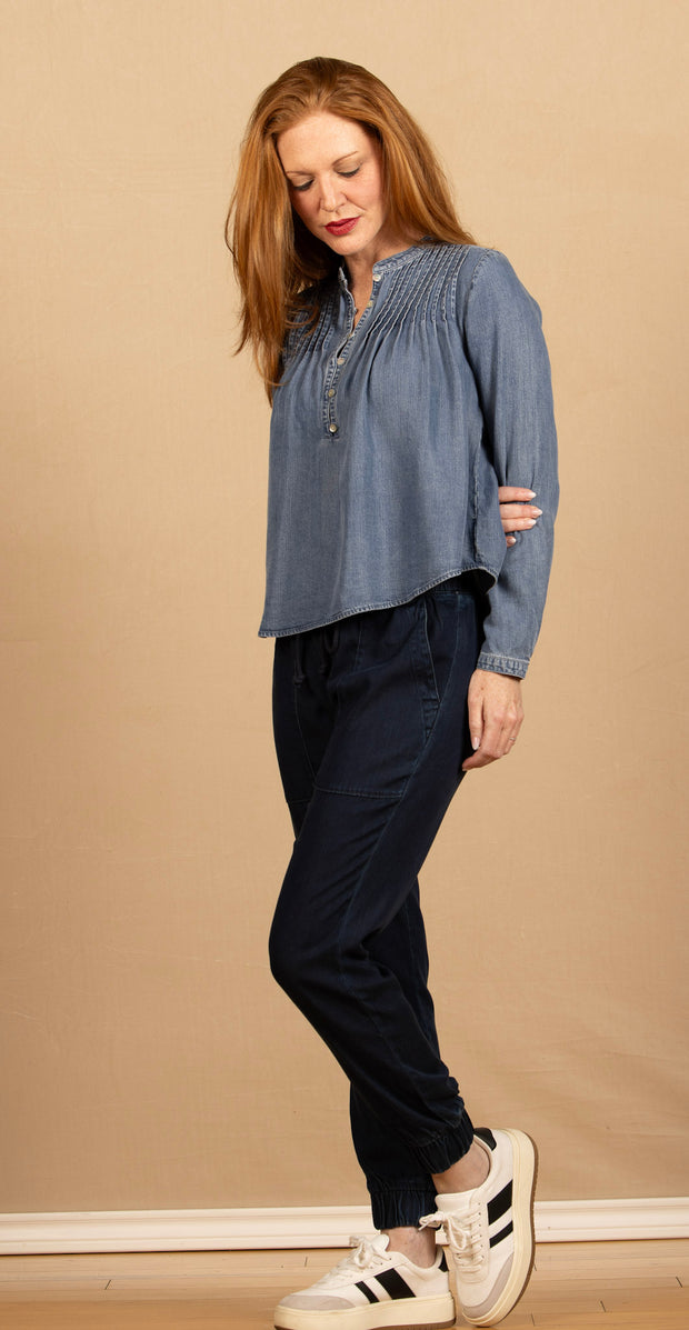 Long Sleeve Pintuck Pullover Skyline Spray Wash