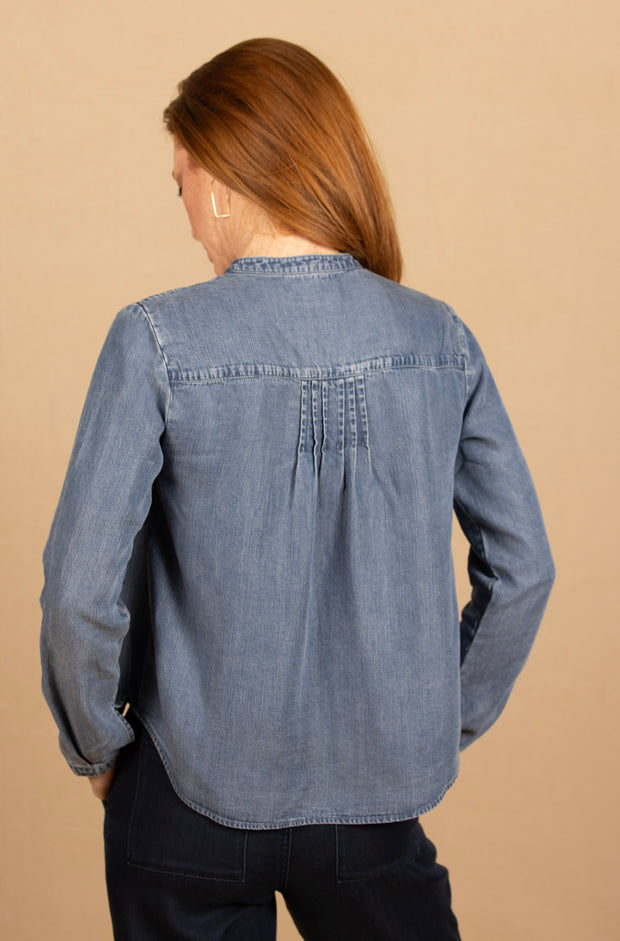 Long Sleeve Pintuck Pullover Skyline Spray Wash