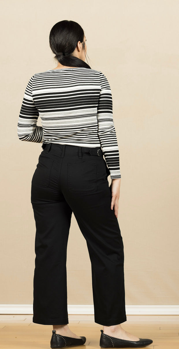 Long Sleeve Boat Neck Knit Top Black/White Stripe