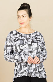 Button Back Top Black/White