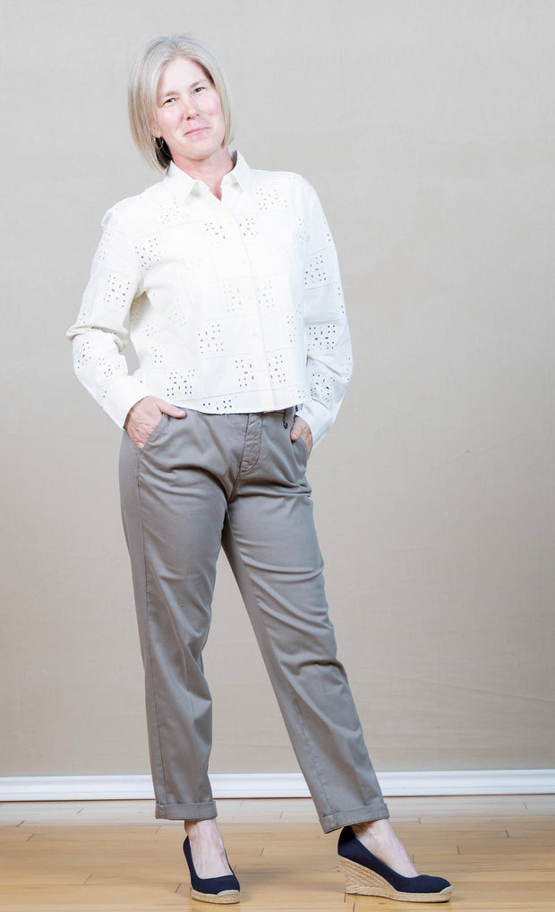 Contrast Button Down Soft Ivory