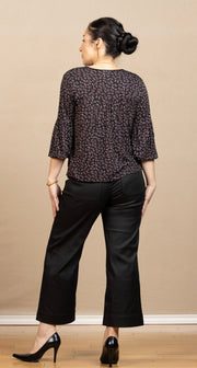 Long Sleeve Button Front Knit Top Black/Red Ditsy