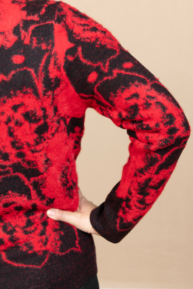 Long Sleeve Crew Neck Sweater Black/Red Floral