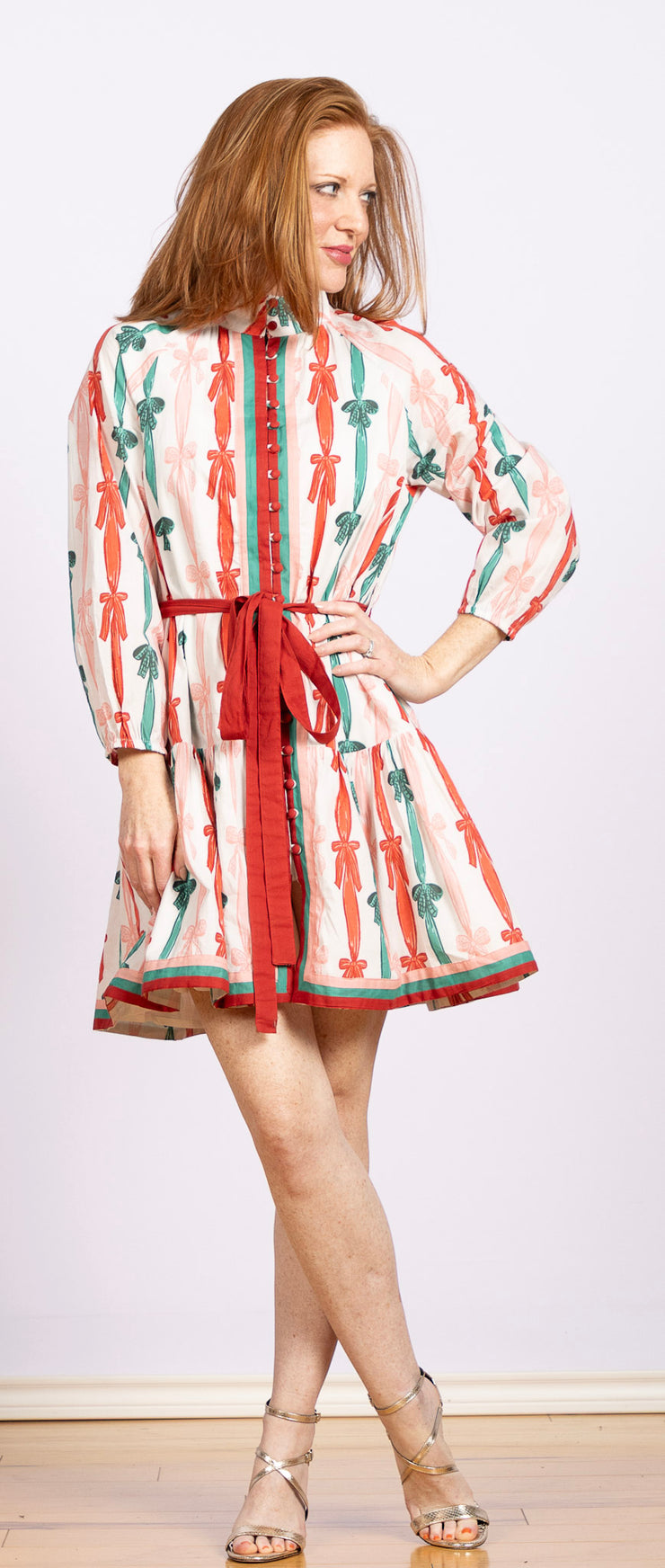 belted dress with bow print