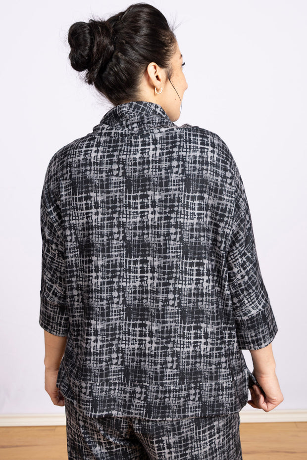 Cowl Fleece Pullover Black Print