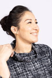 Cowl Fleece Pullover Black Print