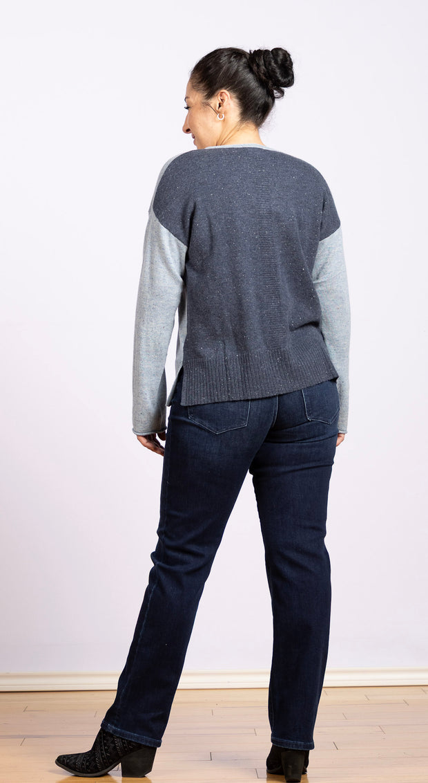 Lily V Jumper Sweater Blue Multi