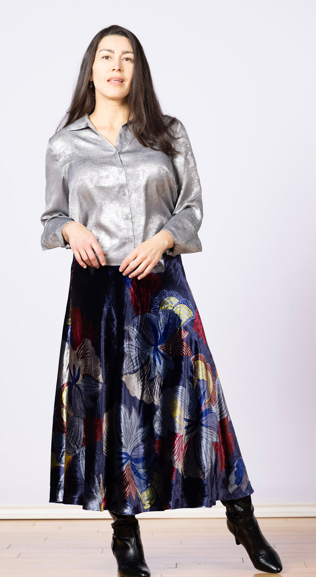 Flowy Wide Collar Button Down Silver Distress