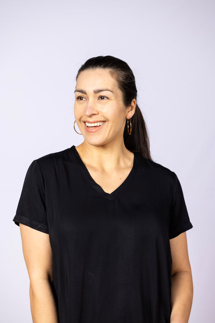 V- Neck Tee Black, Short Sleeve