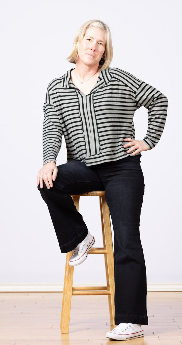 Oversized Fleece Crop Top Seal, Long Sleeve