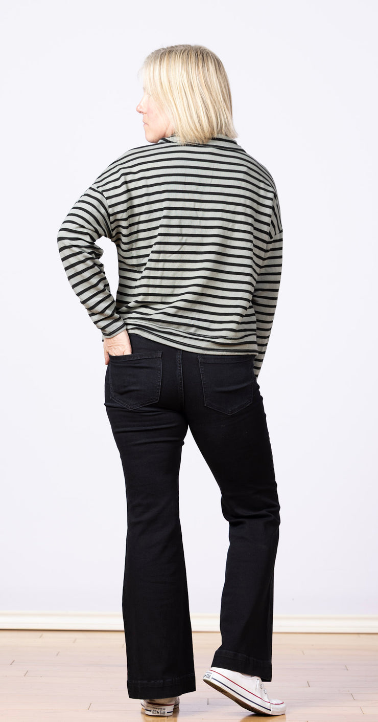 Oversized Fleece Crop Top Seal