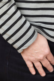 Oversized Fleece Crop Top Seal