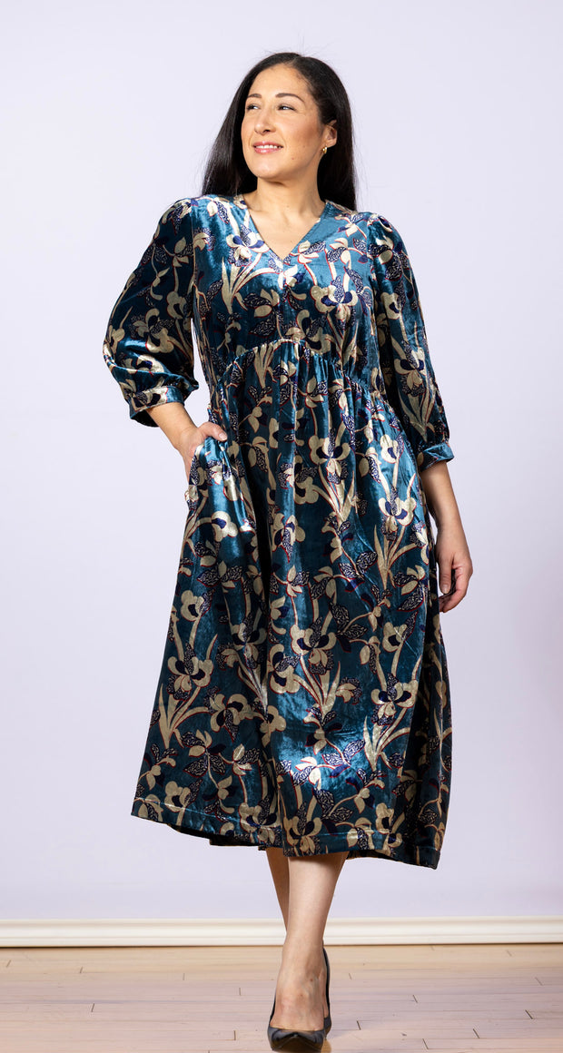 Lucy Dress Blue Multi, V-Neck, 3/4 Sleeve