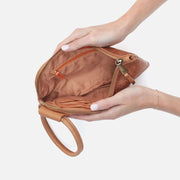 Sable Wristlet Saddle