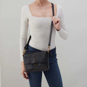 Austin Flap Crossbody Black